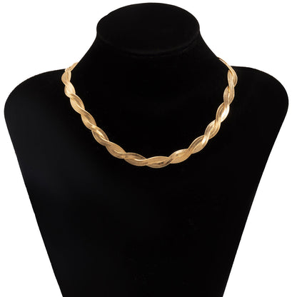 Style Sexy Single-layer Winding Snake Bone Simple Temperament Necklaces