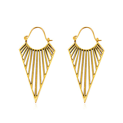 Women's Vintage Hollow Carved For Geometric Scallop Earrings