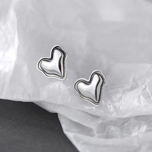 Women's Sier Needle Love Heart Design High-grade Delicate Light Earrings