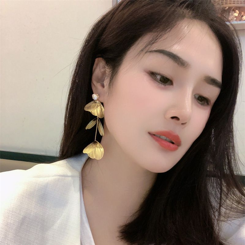 Sier Needle Design Metal Ginkgo Leaf Earrings