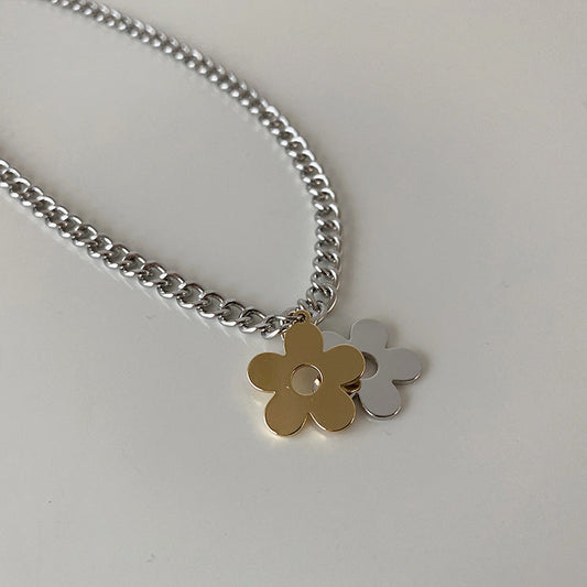 Contrast Color Flower Female Personality Graceful Fashion Clavicle Necklaces