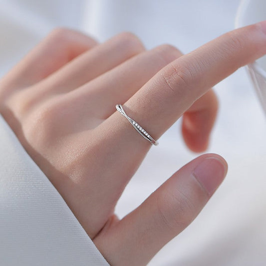 Simple Cross Graceful And Fashionable Exquisite Gang Drill Index Rings