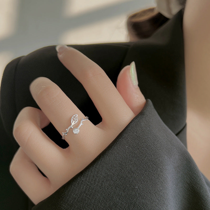 Unique Design Open Artistic Temperament Rattan Rings