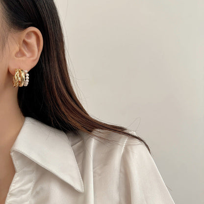 Women's French Style Retro Bright Pearl Knotted Earrings