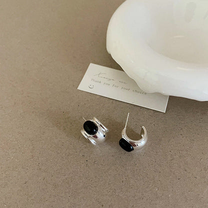 Design Black Natural Stone Pearl Metal Female Niche Retro Earrings