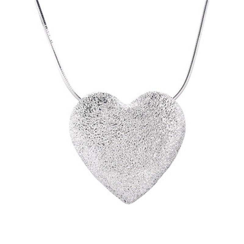 Women's Sier Frosted Big Heart Pendant Cold Necklaces