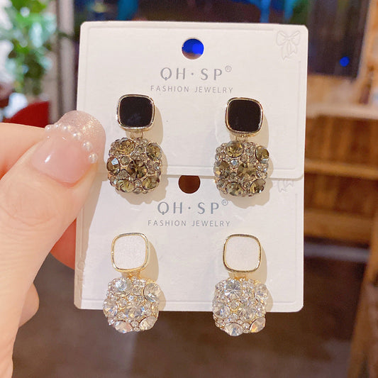 Women's Trendy Refined Rhinestone Square High-grade Simple Rings