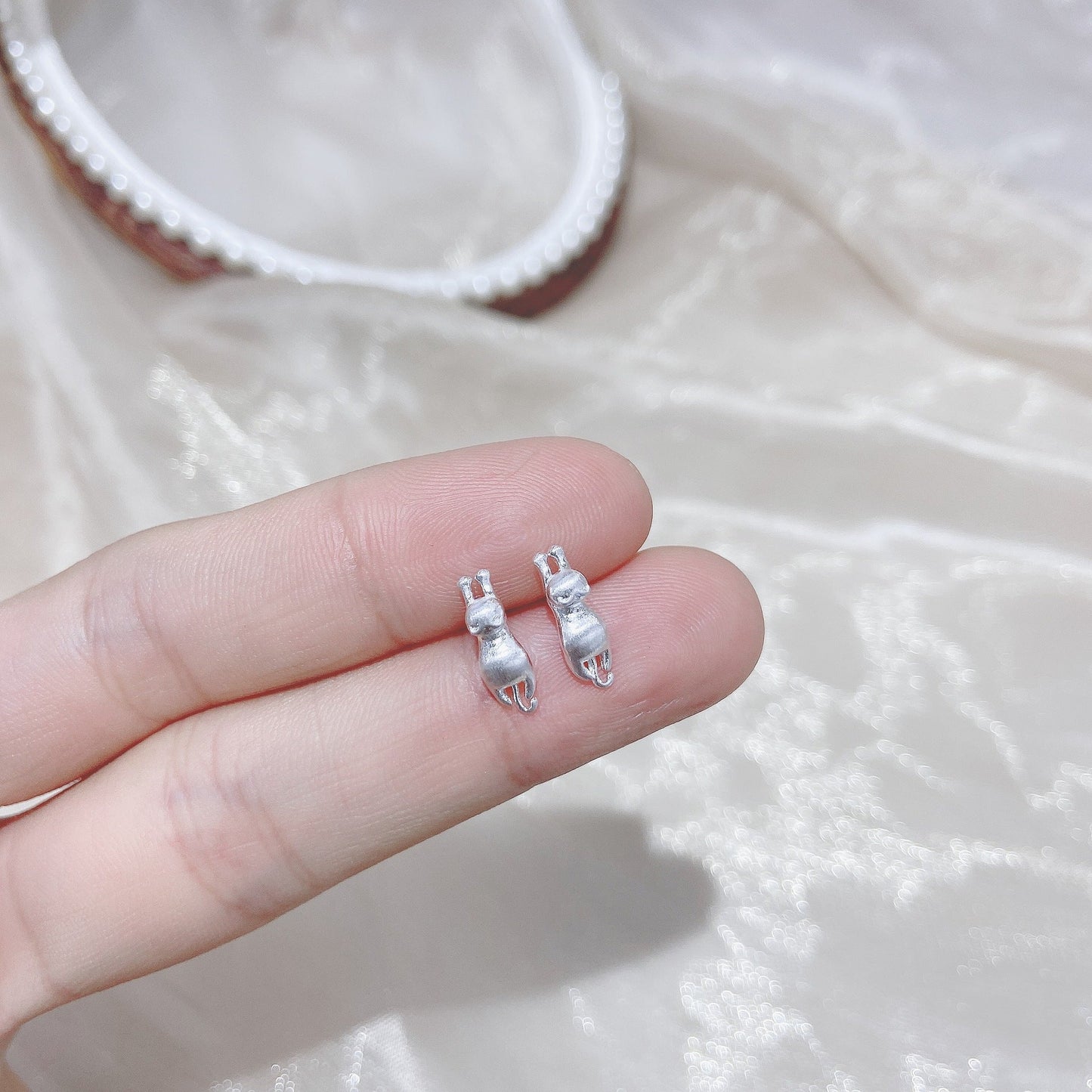 Sier Female Simple And Compact Delicate Earrings
