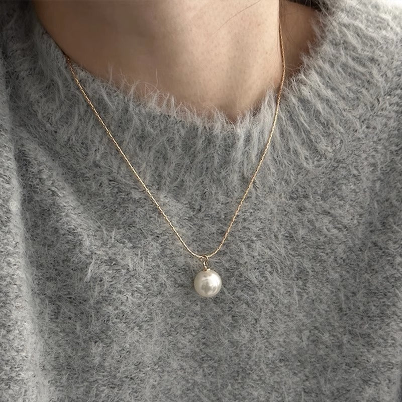 Pearl Pendant Female Niche Retro Personality Necklaces