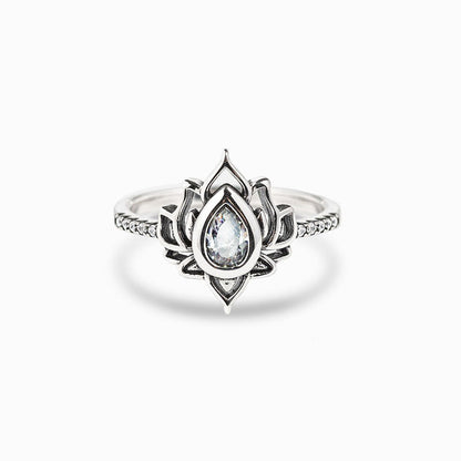 Women's Water Drop Flower Ornament Rhinestone Zircon Rings