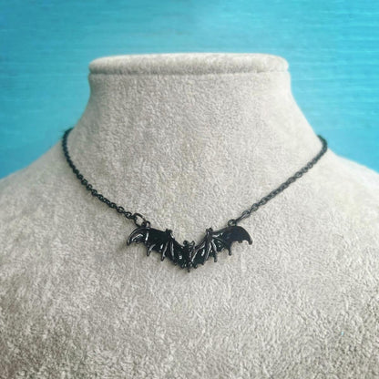 Women's & Men's & Dark Goth Wind Bat Pendant Clavicle Chain And Necklaces