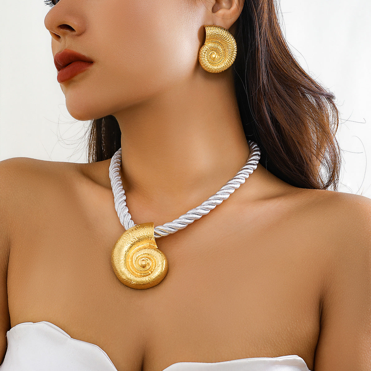 Style Ocean Starfish Pendant Female Sweet Cool Necklaces