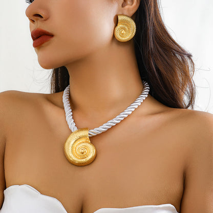 Style Ocean Starfish Pendant Female Sweet Cool Necklaces