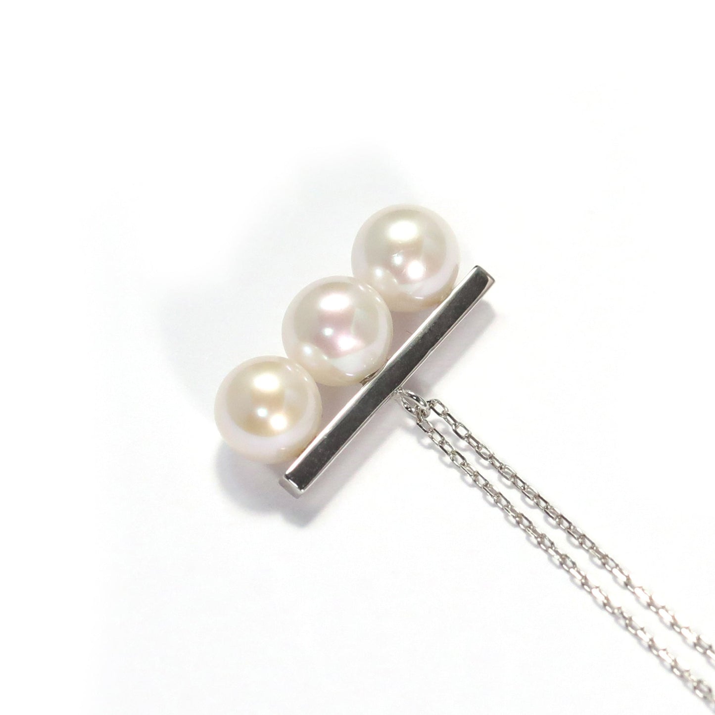 Women's Sterling Sier Balance Beam Pearl Simple Necklaces