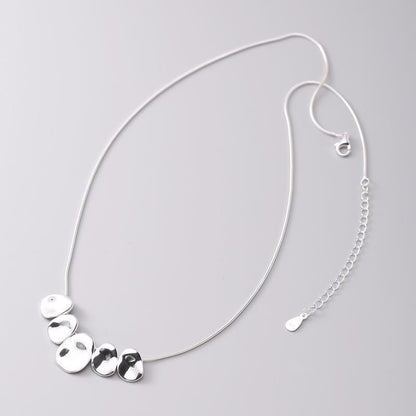 Women's Style Niche Wafer Snake Bone Stylish Necklaces