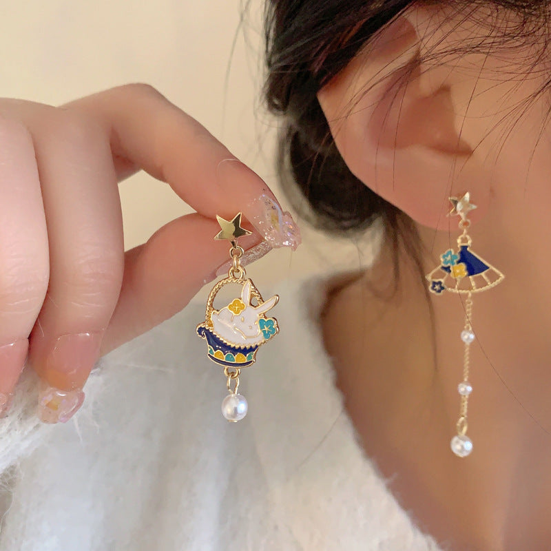 Contrast Color Dripping Asymmetric Little Bunny Earrings