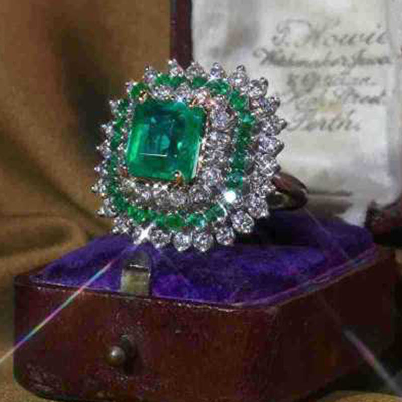 Unique Emerald Golden Topaz Fashion Ornament Rings