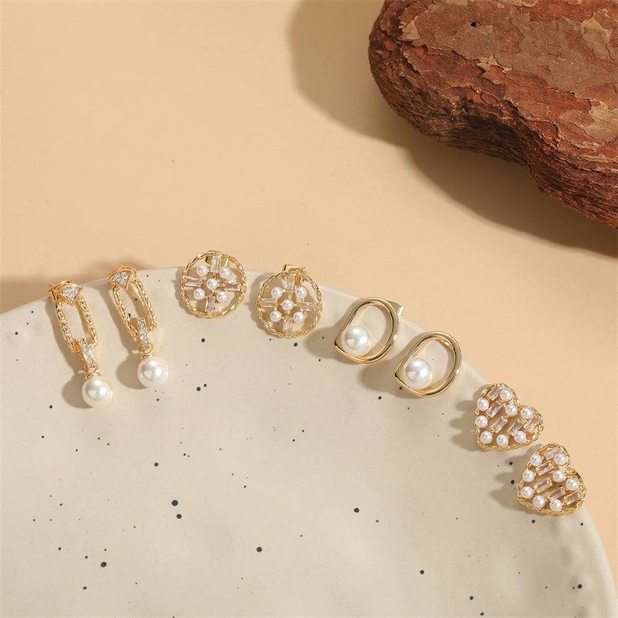 Design Pearl Zircon Elegant Heart Premium Earrings