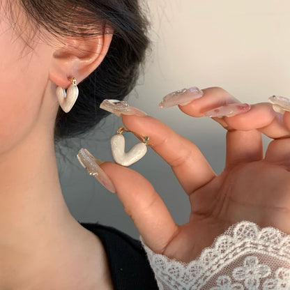 Women's Luxury High-grade White Drip Glazed Love Heart Small Earrings