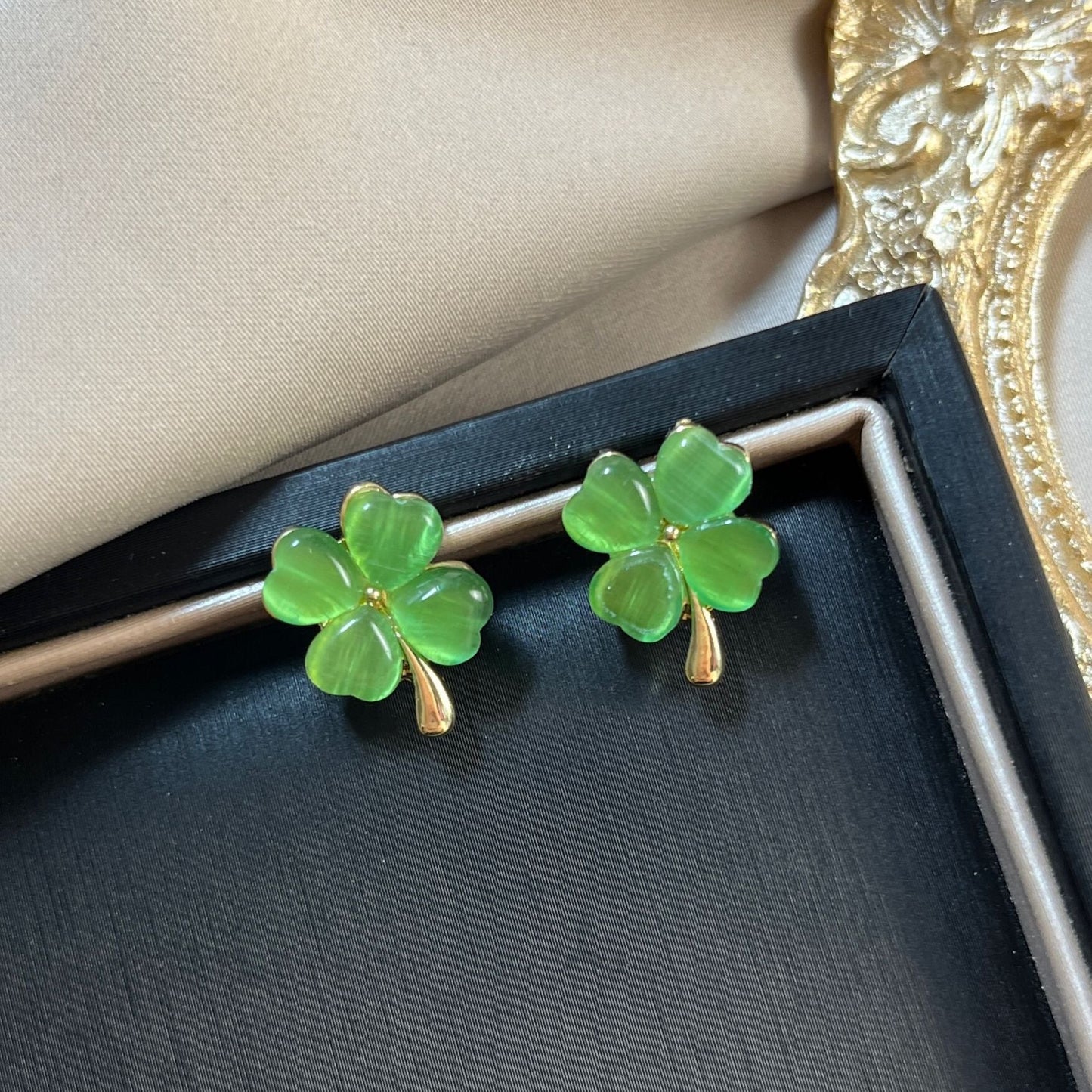 Needle French Opal Simple And Stylish Earrings