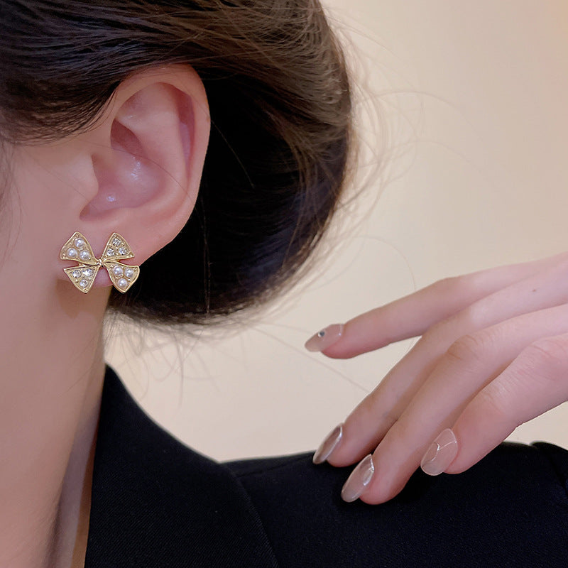 Women's Sier Bow Pearl Simple Rhinestone Fashion Earrings