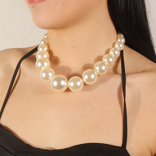 Exaggerated Simple Imitation Pearl Short Clavicle Necklaces