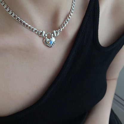 Women's Fashion Letter Micro Inlaid Zircon Clavicle Necklaces
