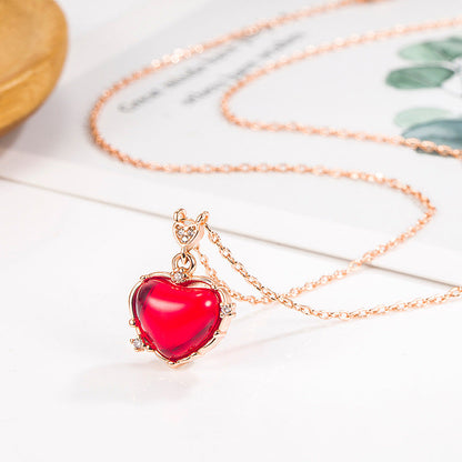 Retro Little Heart Very Fine Clavicle Necklaces
