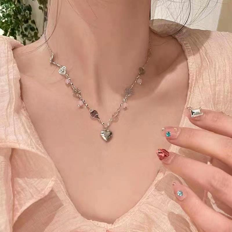 Women's Light Luxury Minority Temperament Wild Design Pendant Pink Beads Necklaces