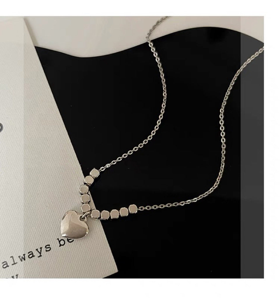 Women's Sier Heart Clavicle Chain Niche Sweet Necklaces