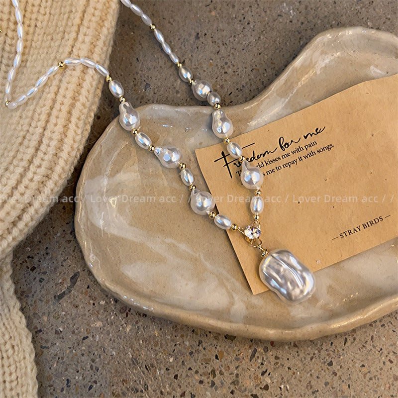 Women's Classic Baroque Shaped Imitation Pearl Sweet Necklaces