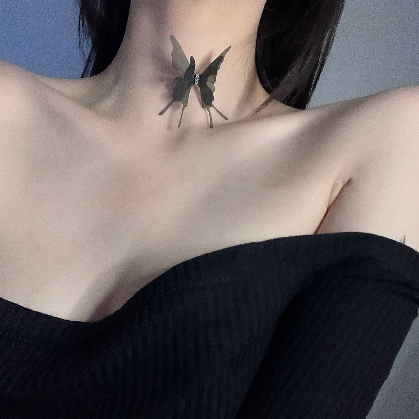 Women's White Invisible Fishing Line Butterfly Short Clavicle Necklaces