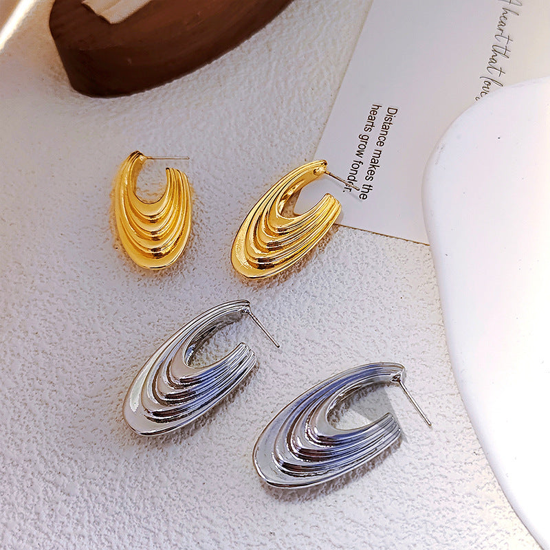 Dignified High-grade Retro Affordable Luxury Eardrops Earrings