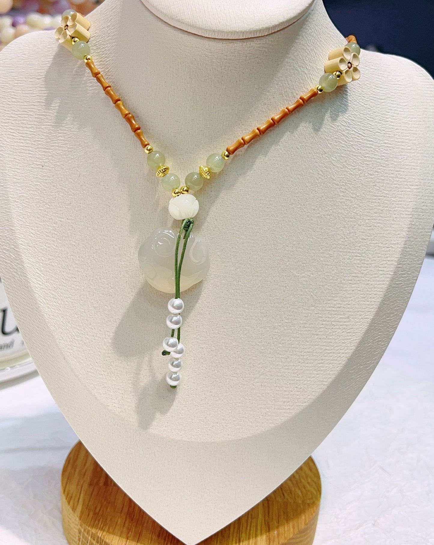 Round Beads Accessories Boxwood Carved Lotus Necklaces