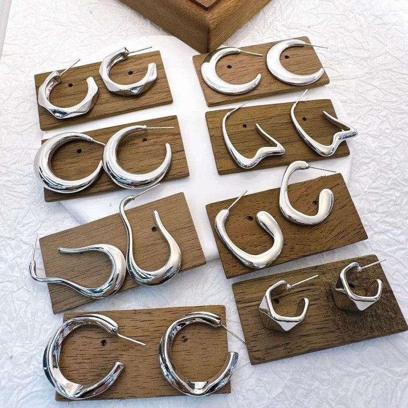 Light Luxury Sense Minority Design Cold Earrings