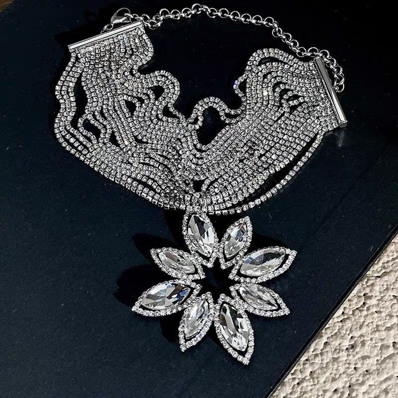 Shiny Diamond Flowers Luxury Fashion Banquet Party Clavicle Necklaces