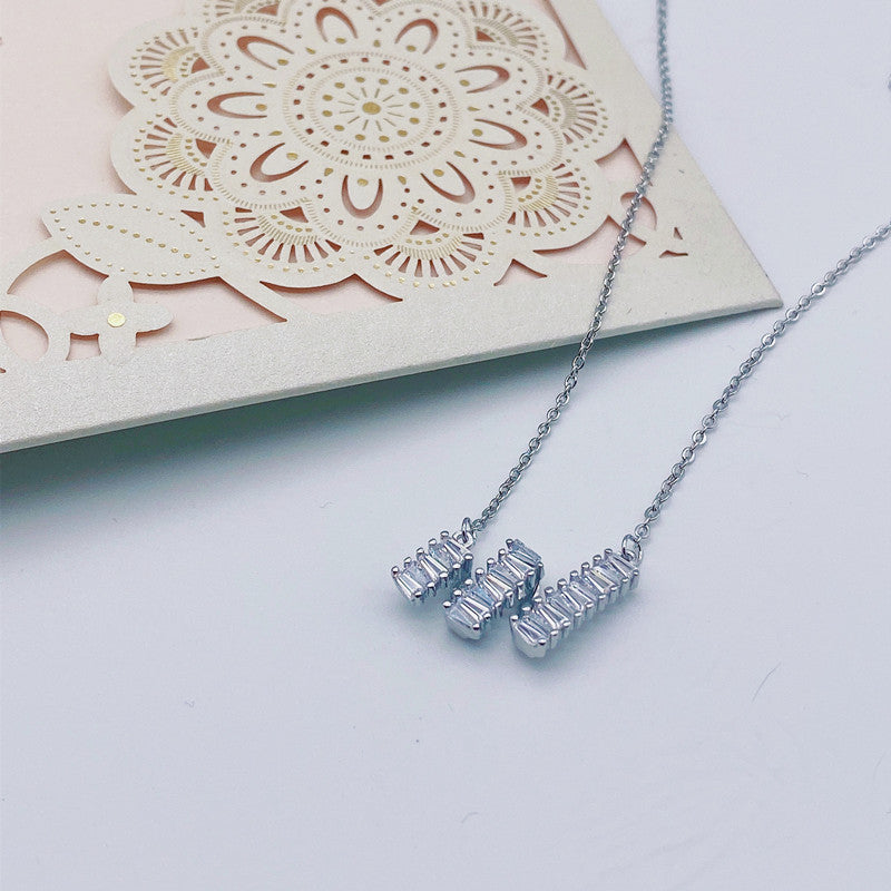 Elegance Retro Temperament Wave Zircon With Necklaces