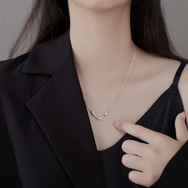 Women's Light Luxury Advanced Design Sense Simple Niche Necklaces