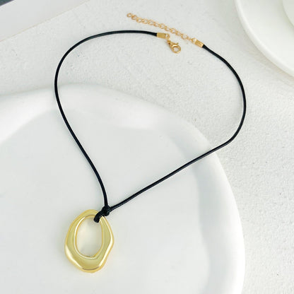 Women's Heart-shaped Hollow Pendant For Simple Geometric Ellipse Necklaces