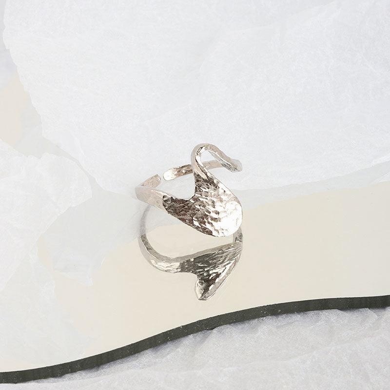 Personality Fashion Irregular Big Wave Cold Rings