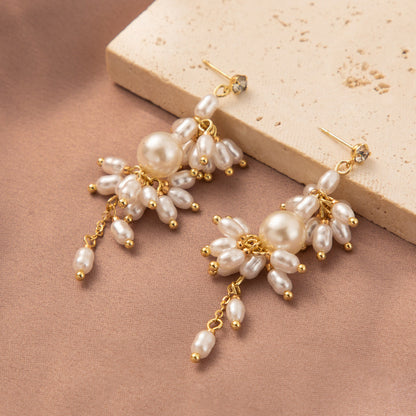 Women's Fashion Personality Imitation Pearl Stitching Copper Earrings