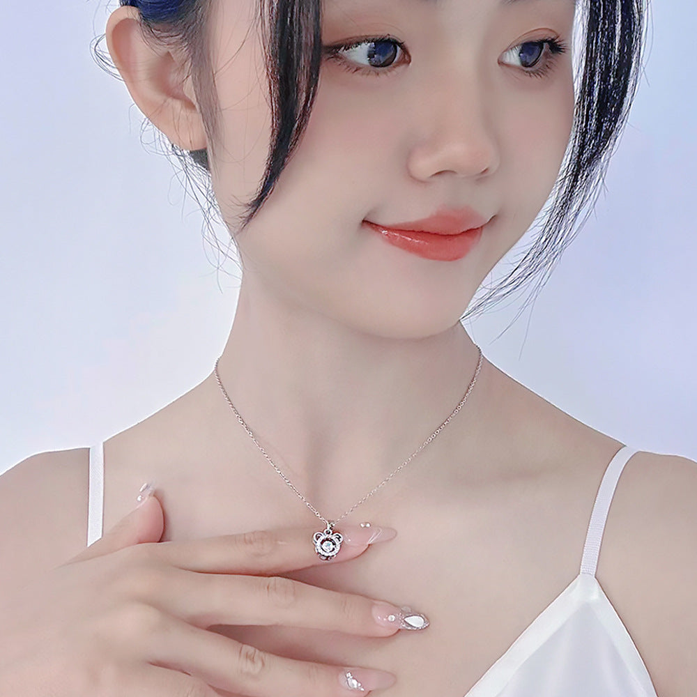 Luxury Minority Pendant Design Smart Temperament Necklaces