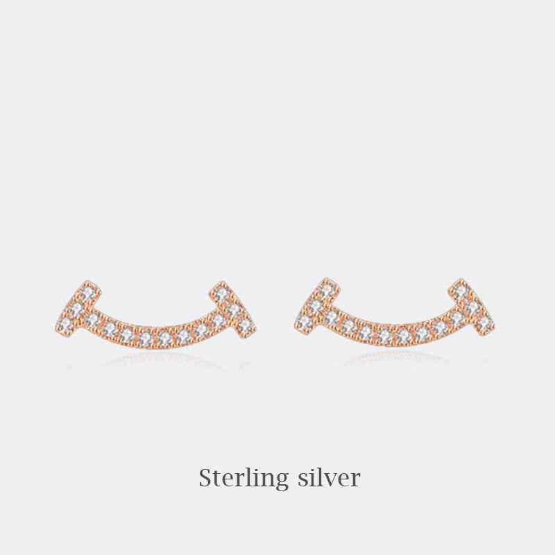 Female Simple Graceful Metal Quality Street Earrings