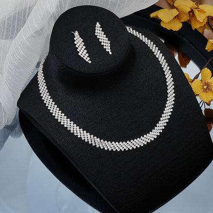 Suite Simple Graceful Clavicle Chain Neck Formal Necklaces