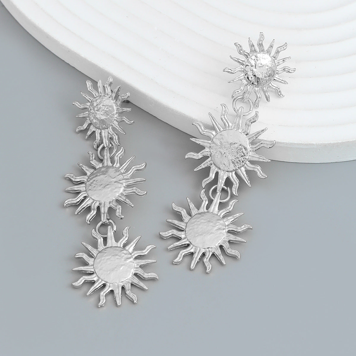 Women's Summer Flower Alloy Metal Feeling Sunflower Earrings