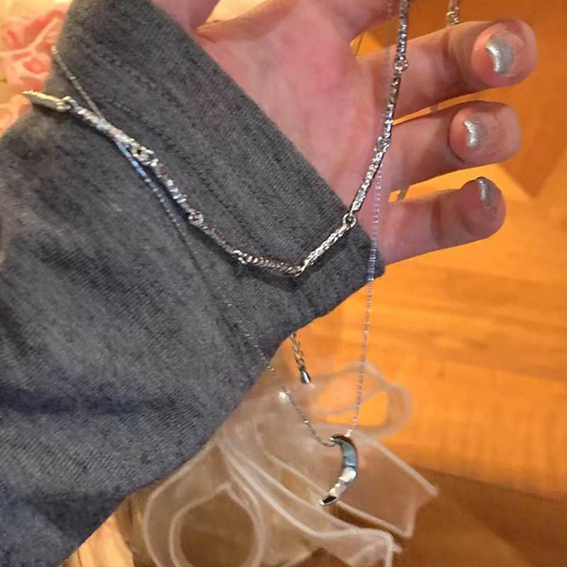 Layer Twin Moon Pendant Female Light Necklaces