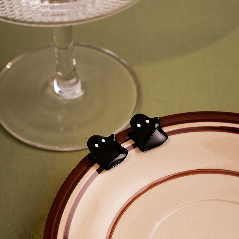 Sier Needle Cute Villain Ghost Heart Earrings