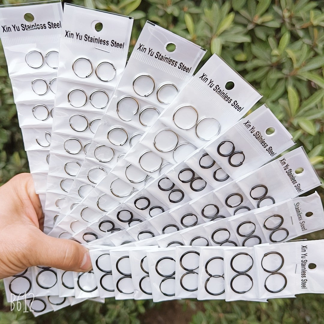 Versatile Personality White And Black Gold Earrings