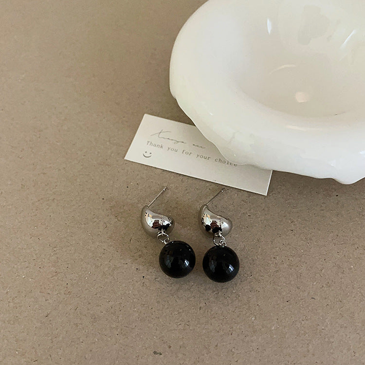 Design Black Natural Stone Pearl Metal Female Niche Retro Earrings