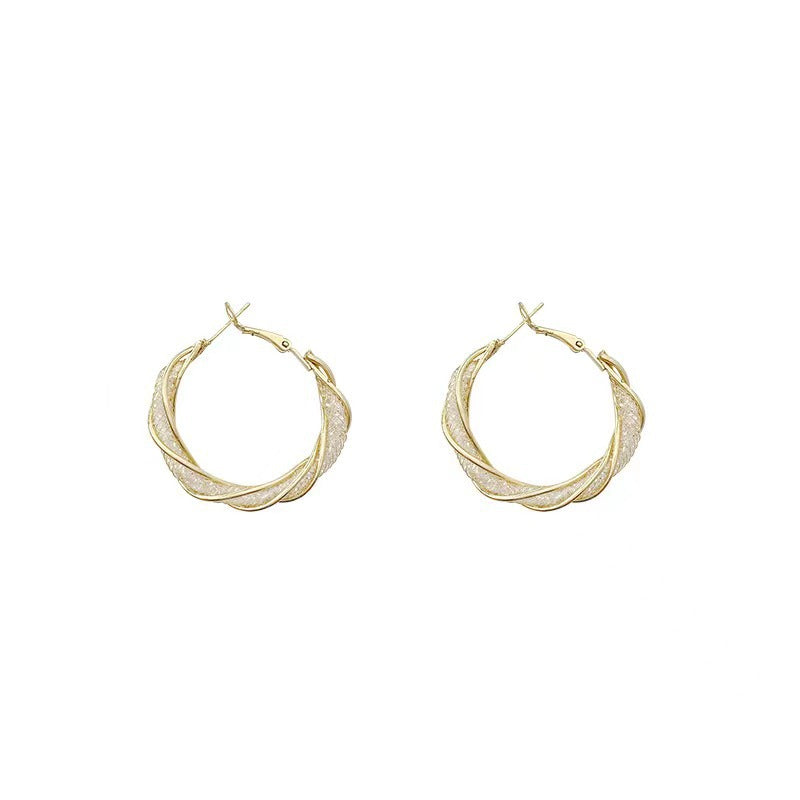 Hollow Hoop Ear Clip Light Luxury Earrings